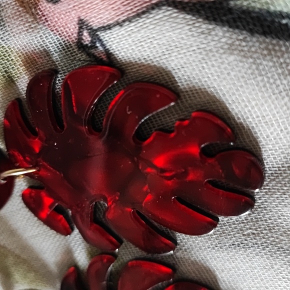 SALE - Fiery RED Marbled Acrylic Palm Monstera Leaf Pierced Earrings NOC Leaves - Picture 4 of 6